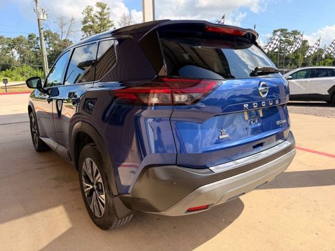 Used 2021 Nissan Rogue SV AWD/4WD image 5