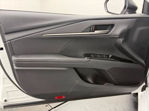 Used 2026 Toyota Camry SE FWD image 19
