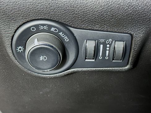 Used 2022 Jeep Compass Trailhawk w/ Trailer Tow Group image 16