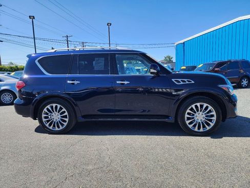 Used 2017 INFINITI QX80 4WD w/ Driver Assistance Package image 4
