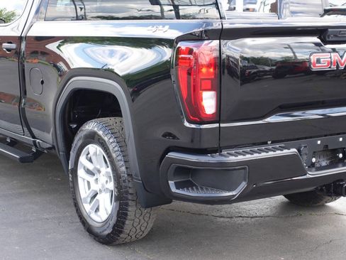 Used 2023 GMC Sierra 1500 Pro w/ Pro Value Package AWD/4WD image 9