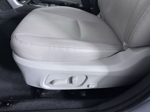 Used 2015 Subaru Forester 2.5i Touring w/ Eyesight & Navigation System image 13