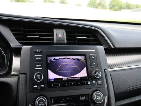 Used 2019 Honda Civic Sport image 18