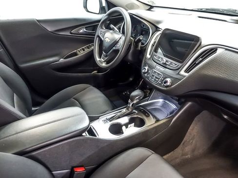 Used 2024 Chevrolet Malibu LT image 31