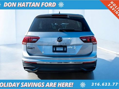 Used 2023 Volkswagen Tiguan SE image 33