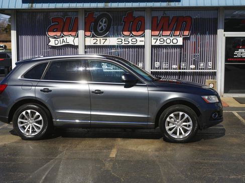 Used 2017 Audi Q5 2.0T Premium w/ Audi MMI Navigation Plus image 21