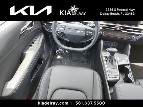 Used 2026 Kia Sportage EX w/ EX Panorama Roof Package FWD image 12