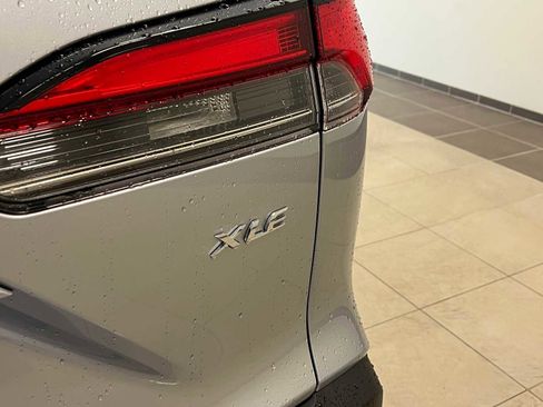 Certified 2023 Toyota Corolla Cross XLE image 6