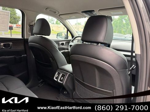 New 2026 Kia Sorento EX AWD/4WD image 14