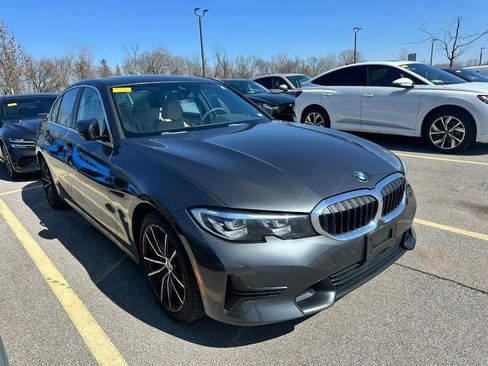 Used 2019 BMW 330i xDrive Sedan w/ Driving Assistance Package image 12