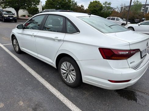 Used 2019 Volkswagen Jetta S FWD image 3