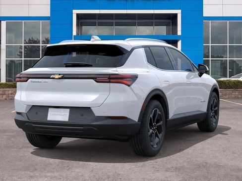 New 2026 Chevrolet Equinox EV LT AWD/4WD image 4