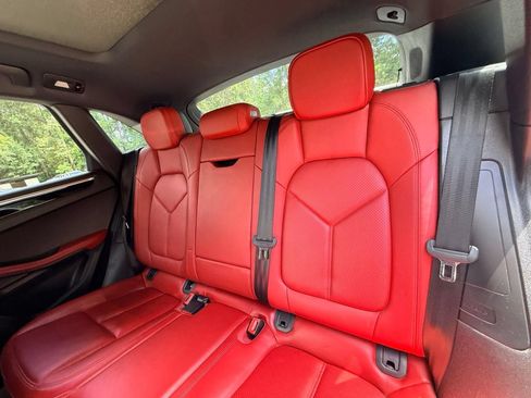 Used 2017 Porsche Macan S AWD/4WD image 34