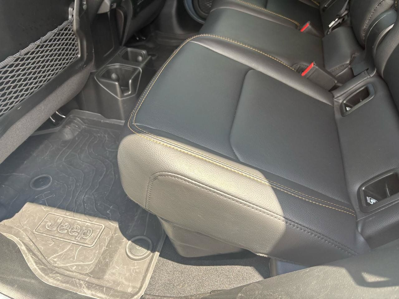 Used 2025 Jeep Gladiator Sport AWD/4WD image 47