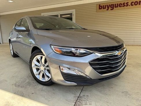 Used 2024 Chevrolet Malibu LT FWD image 2