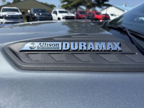 Used 2024 Chevrolet Silverado 3500 High Country w/ Technology Package image 9