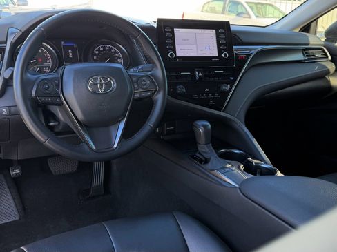 Certified 2023 Toyota Camry SE w/ Convenience Package image 27