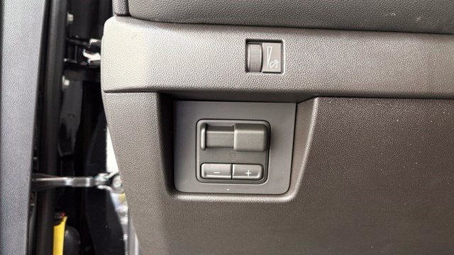 New 2026 Chevrolet Colorado LT w/ LT Convenience Package AWD/4WD image 45