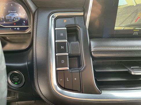 Used 2024 Chevrolet Tahoe Z71 image 35