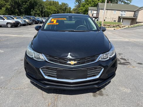 Used 2017 Chevrolet Cruze LS FWD image 3
