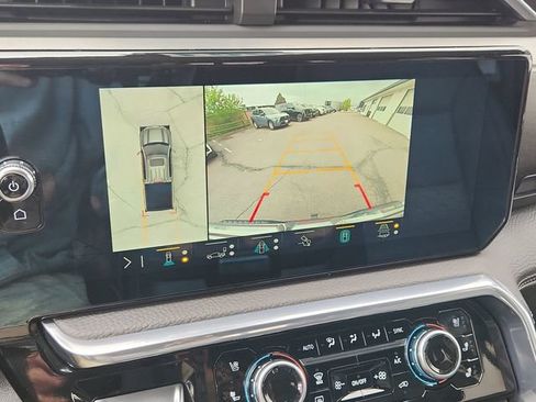 Used 2023 GMC Sierra 1500 Denali w/ Technology Package AWD/4WD image 20