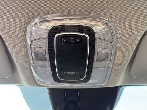 Used 2024 Hyundai Elantra SE FWD image 27