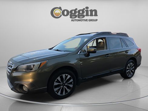 Used 2017 Subaru Outback 2.5i Limited image 1