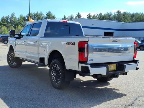 Used 2023 Ford F250 Platinum w/ Snow Plow Prep Package AWD/4WD image 6