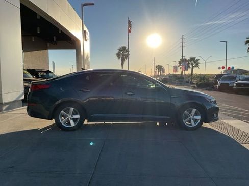 Used 2015 Kia Optima LX image 8