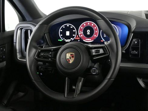 Certified 2025 Porsche Cayenne S image 12