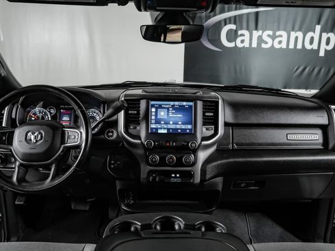 Used 2024 RAM 3500 Big Horn AWD/4WD image 15