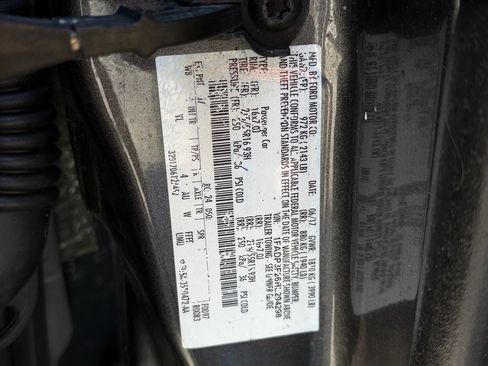 Used 2017 Ford Focus SE FWD image 14