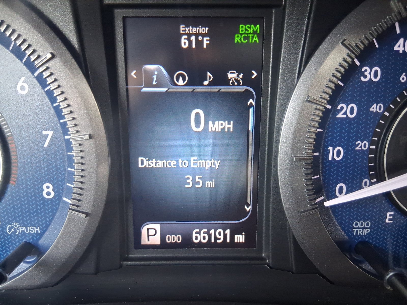 Used 2020 Toyota Sienna XLE w/ XLE Navigation Package FWD image 30