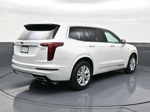 Used 2021 Cadillac XT6 Luxury FWD image 7