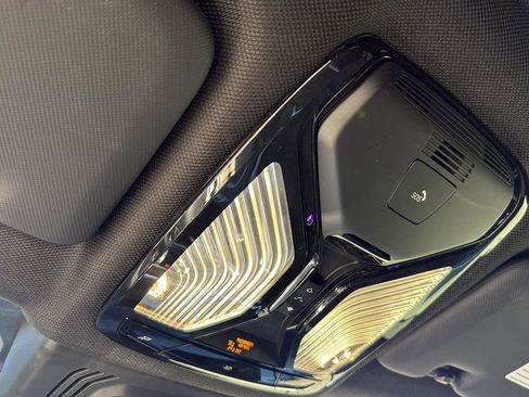 Used 2019 BMW X5 xDrive40i w/ Executive Package image 23