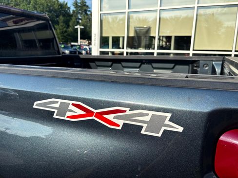 Used 2020 Chevrolet Silverado 2500 LT w/ Fleet Comfort Package image 16