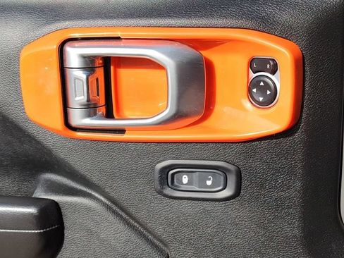 Used 2020 Jeep Wrangler Unlimited Sport S AWD/4WD image 24