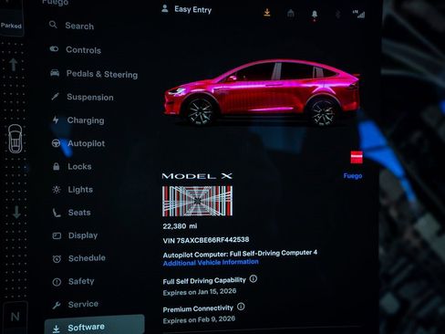 Used 2024 Tesla Model X Plaid image 62