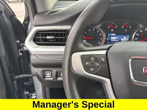 Used 2023 GMC Acadia SLE w/ Driver Convenience Package FWD image 16