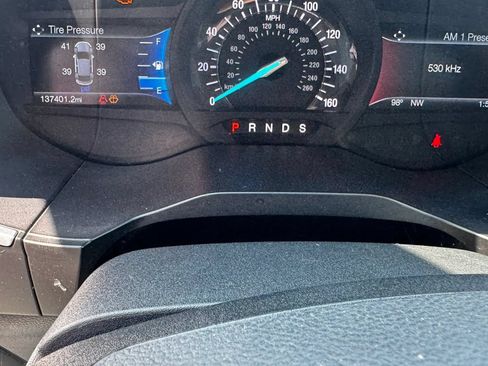 Used 2017 Ford Edge Titanium w/ Equipment Group 302A AWD/4WD image 29