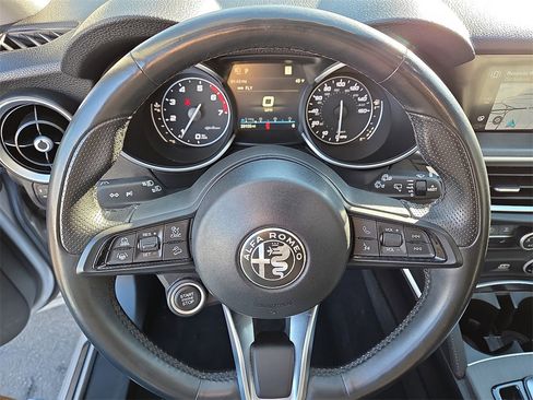 Used 2021 Alfa Romeo Stelvio Ti w/ Nero Edizione image 20