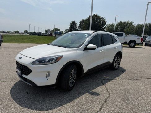 Used 2020 Ford Escape SEL AWD/4WD image 3
