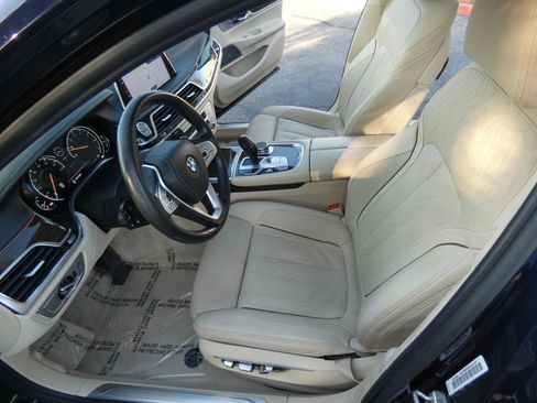 Used 2016 BMW 750i xDrive image 66