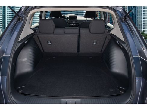 Certified 2023 Honda HR-V LX image 9