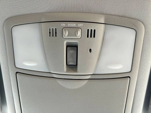 Used 2017 Nissan Armada Platinum w/ Captain Seat Package RWD image 33