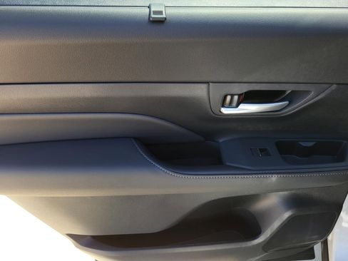 Used 2025 Toyota Grand Highlander AWD Hybrid image 13