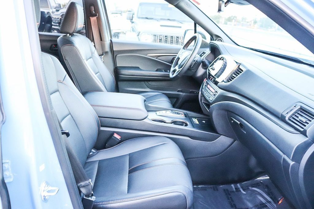 Used 2024 Honda Passport TrailSport image 20