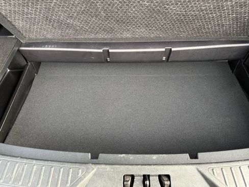 Used 2020 Ford Explorer Limited image 31