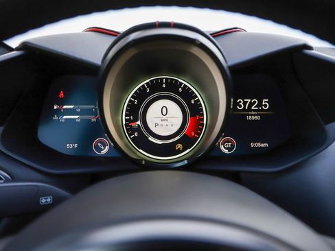 Used 2019 Aston Martin DBS Superleggera RWD image 6