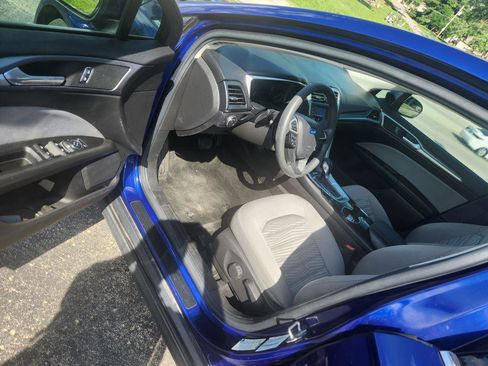 Used 2016 Ford Fusion S image 6